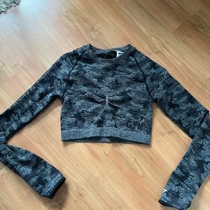 Gymshark camo long sleeve crop top